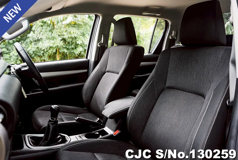 Toyota Hilux in Silver for Sale Image 11