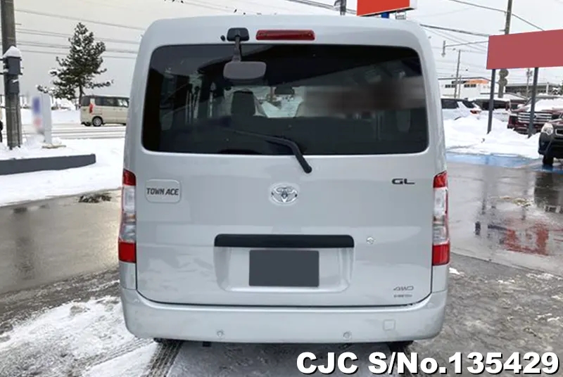Toyota Townace in Silver for Sale Image 5