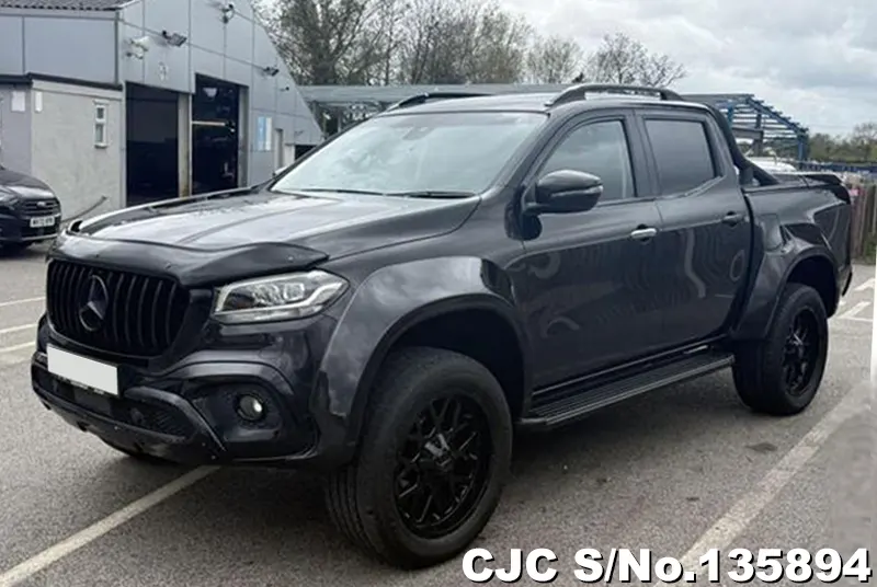 Mercedes Benz X-Class in Black for Sale Image 2