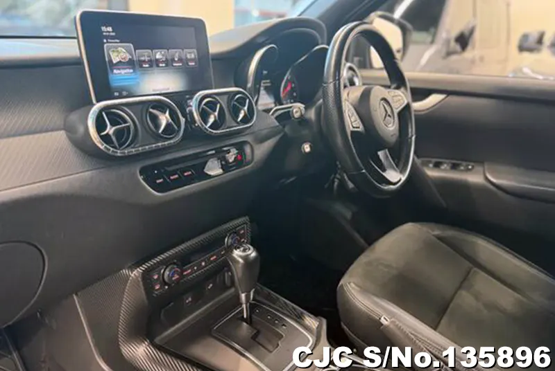 Mercedes Benz X-Class in Gray for Sale Image 9