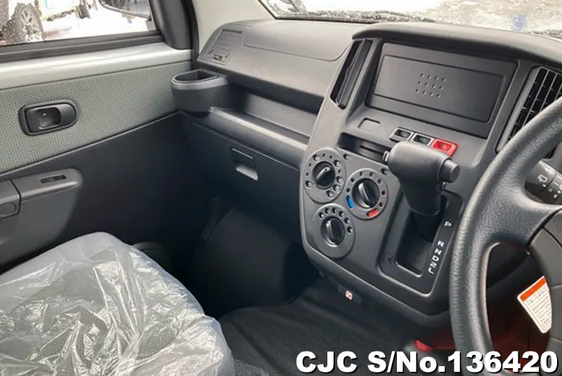 Toyota Townace in Silver for Sale Image 11