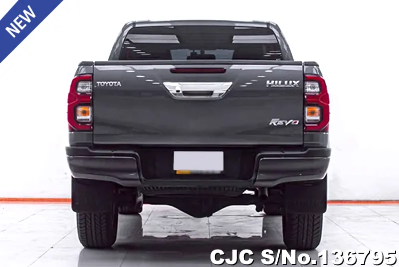 Toyota Hilux in Gray for Sale Image 3