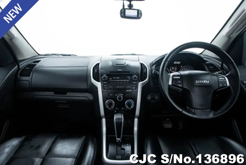 Isuzu D-Max in Gray for Sale Image 6