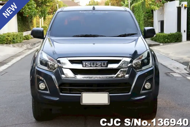 Isuzu D-Max in Gray for Sale Image 4