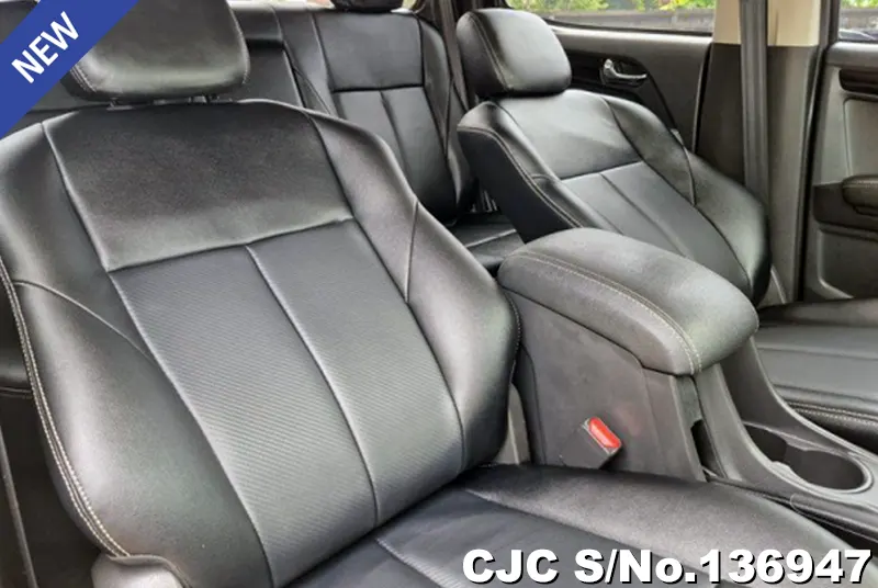 Isuzu D-Max in Black for Sale Image 7