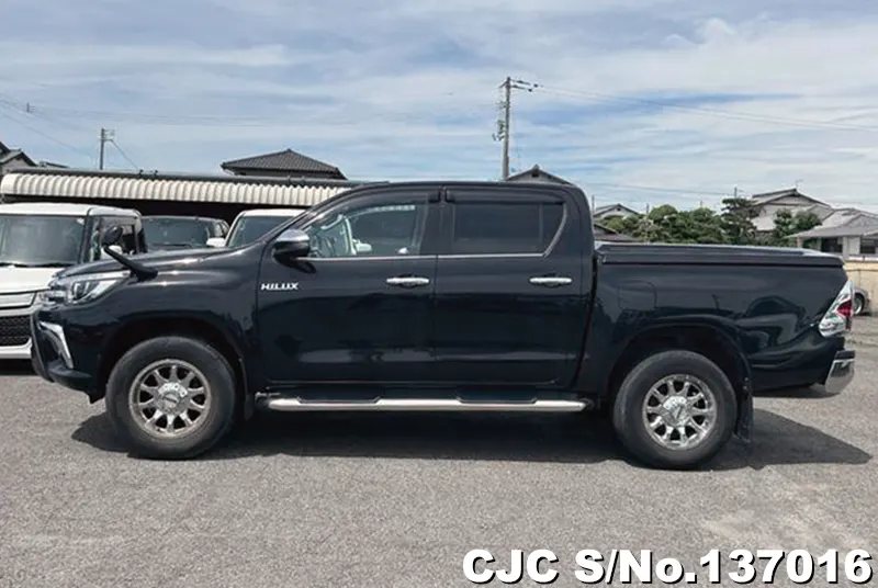 Toyota Hilux in Black for Sale Image 5
