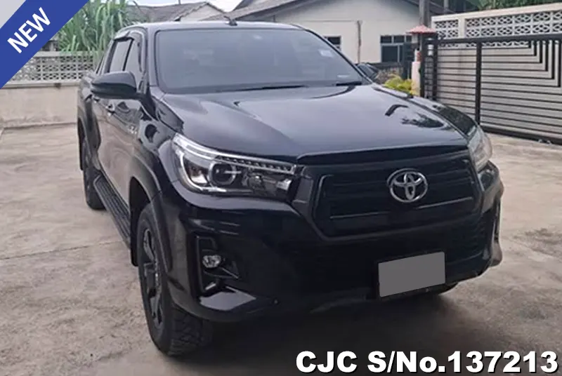 Toyota Hilux in Black for Sale Image 0