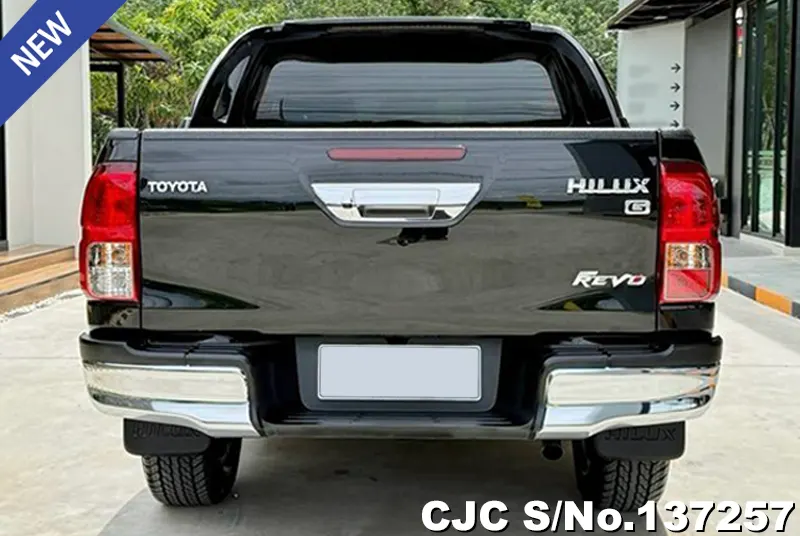 Toyota Hilux in Black for Sale Image 5