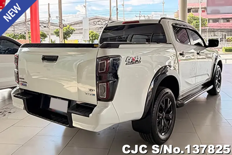 Isuzu D-Max in White for Sale Image 2