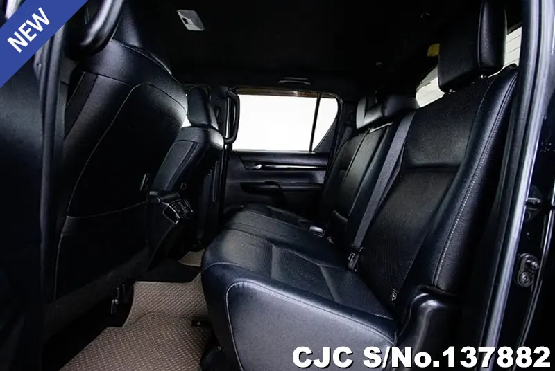 Toyota Hilux in Black for Sale Image 9