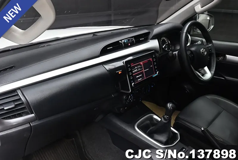 Toyota Hilux in White for Sale Image 7
