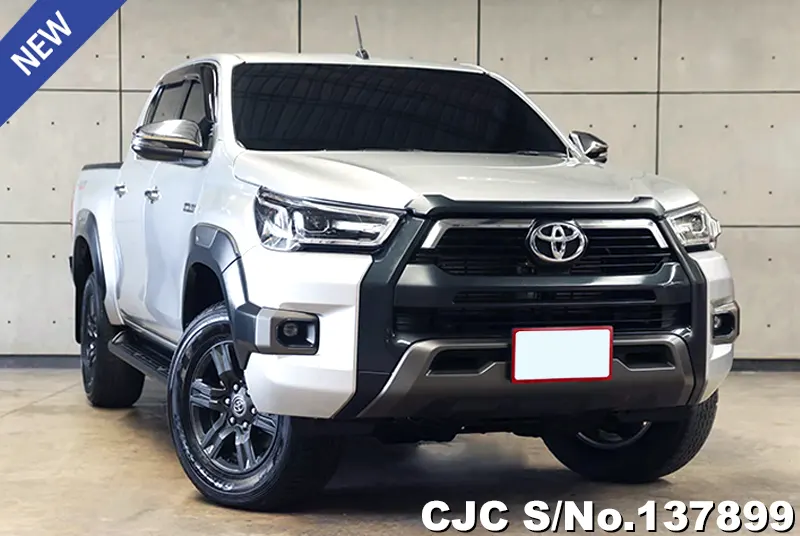 Toyota Hilux in Silver for Sale Image 0