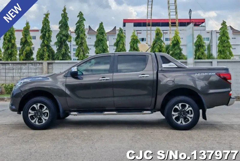 Mazda BT-50 in Brown for Sale Image 6