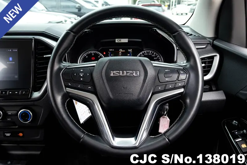 Isuzu D-Max in White for Sale Image 13