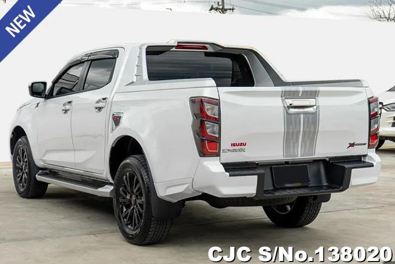 Isuzu D-Max in White for Sale Image 1