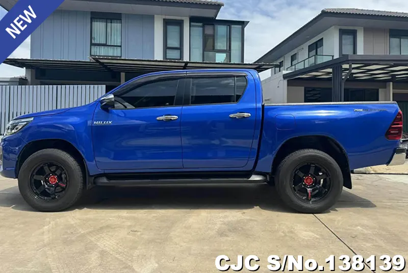 Toyota Hilux in Blue for Sale Image 5