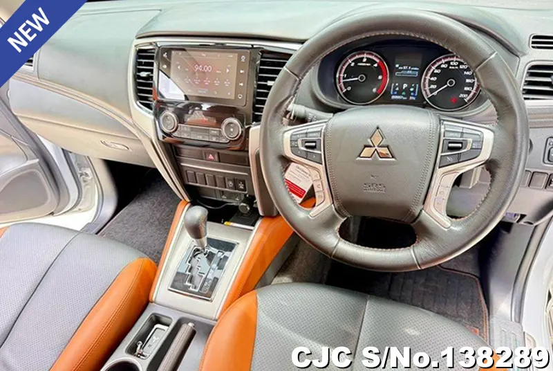 Mitsubishi Triton in White for Sale Image 7