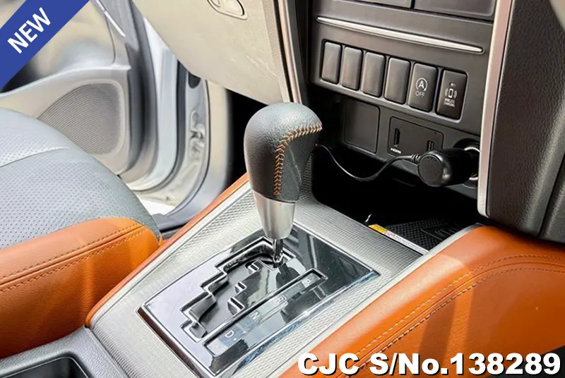 Mitsubishi Triton in White for Sale Image 13