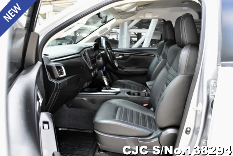Isuzu D-Max in Silver for Sale Image 4