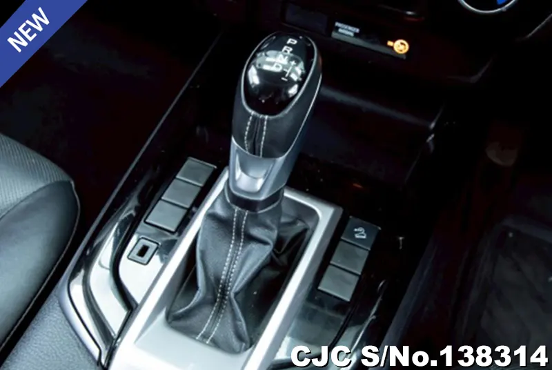 Isuzu D-Max in Gray for Sale Image 11