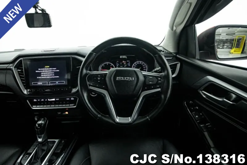 Isuzu D-Max in Orange for Sale Image 6