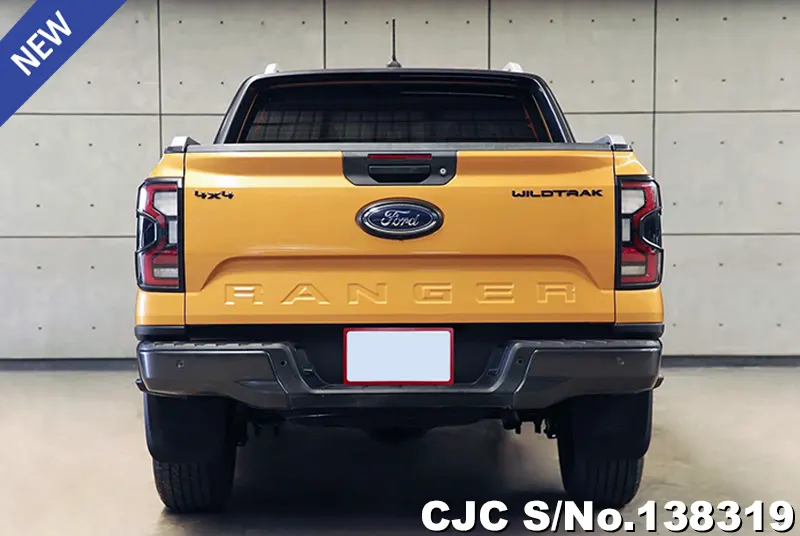 Ford Ranger in Luxe Yellow for Sale Image 3