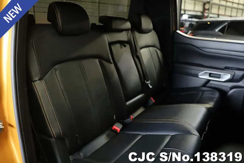 Ford Ranger in Luxe Yellow for Sale Image 10
