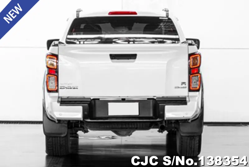 Isuzu D-Max in White for Sale Image 5