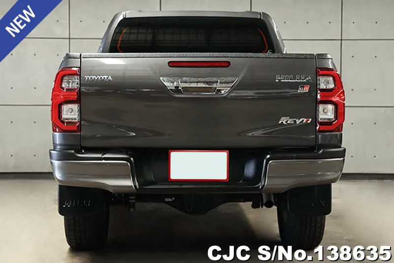 Toyota Hilux in White for Sale Image 3