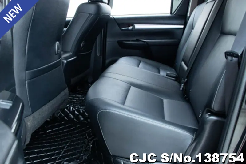 Toyota Hilux in Black for Sale Image 8