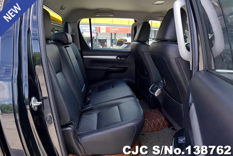 Toyota Hilux in Black for Sale Image 10