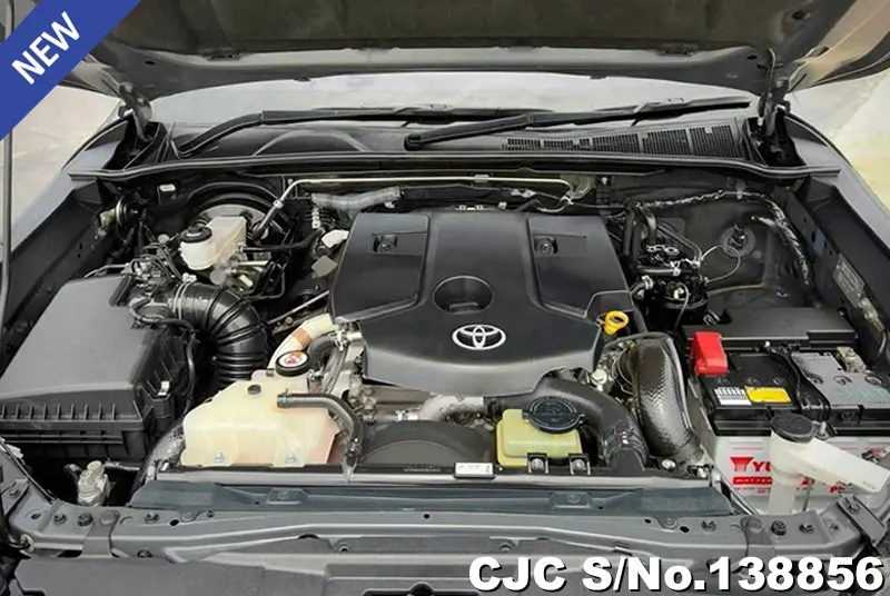 Toyota Hilux in Gray for Sale Image 13