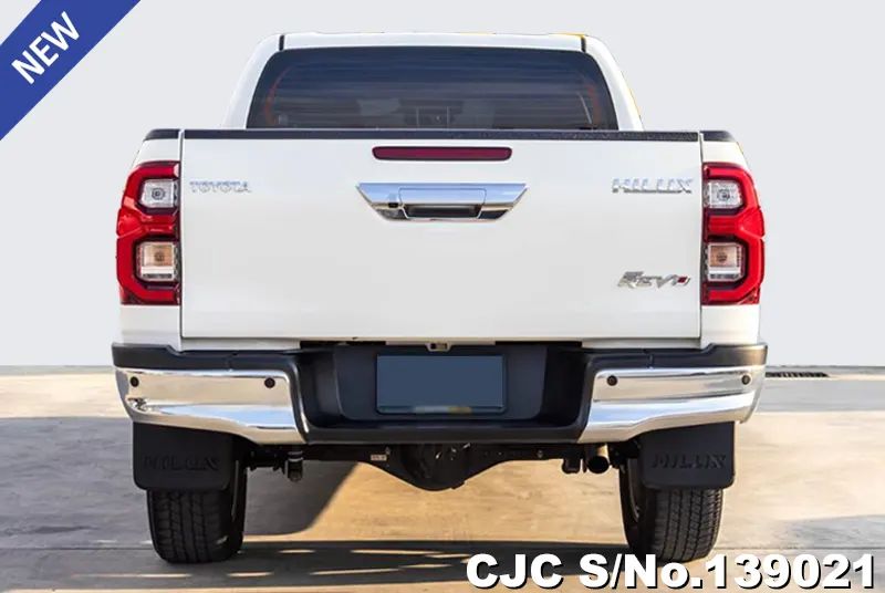 Toyota Hilux in White for Sale Image 5