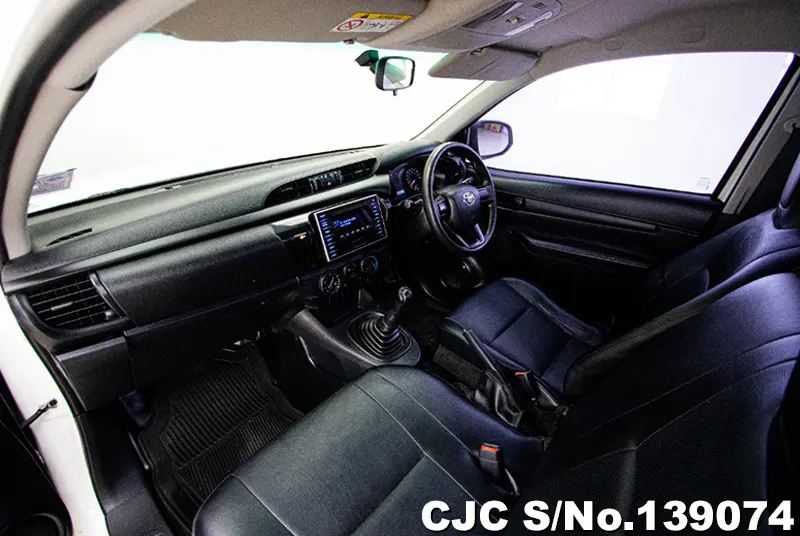 Toyota Hilux in White for Sale Image 7