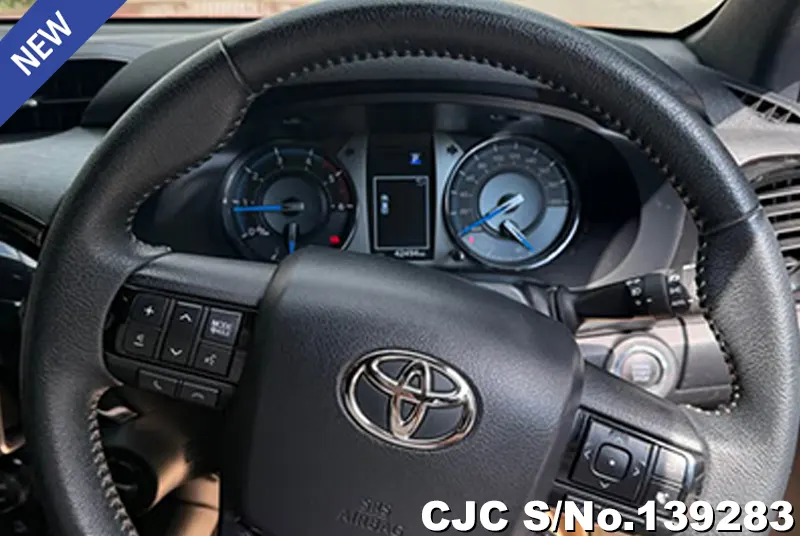 Toyota Hilux in Red for Sale Image 7