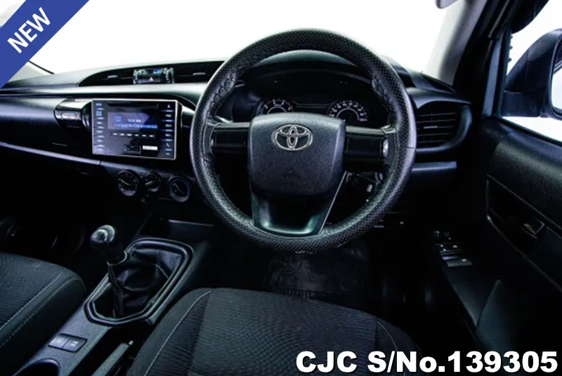Toyota Hilux in White for Sale Image 6