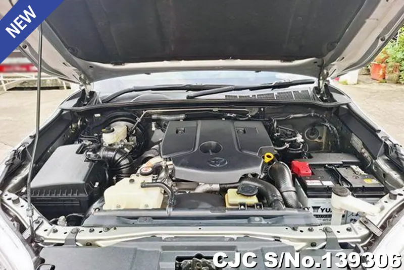 Toyota Hilux in Silver for Sale Image 8